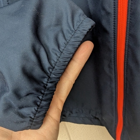 The North Face windbreaker in women's XL navy/coral pristine condition like new - Picture 14 of 16